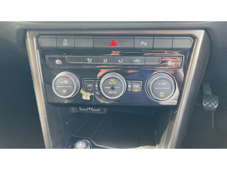 Volkswagen T-Roc 1.5 TSI EVO Design 5dr Petrol Hatchback